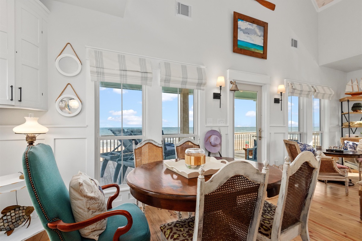 1f563926f6d141d9b67aa3c0a7fa33fa Large | Beachhouse | Texas | TX | Vacation Homes | Galveston | Crystal Beach | Kokomo | Breezy Days | Beachfront Elegance | Sunrise Serenity | Southern Sands Property Management, LLC