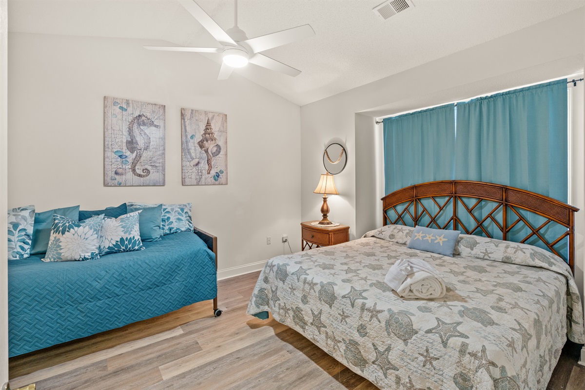 2nd Bedroom with King bed and "Hospital style" adjustable bed