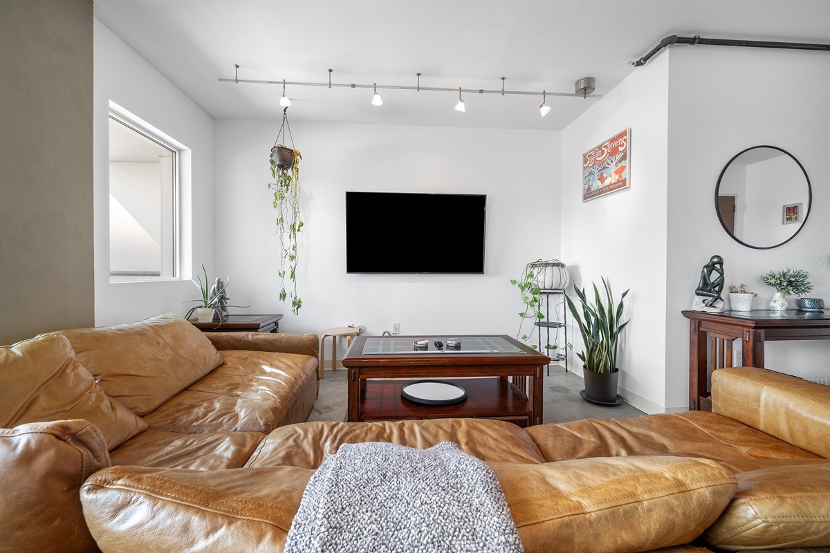 Seating for plenty of guests