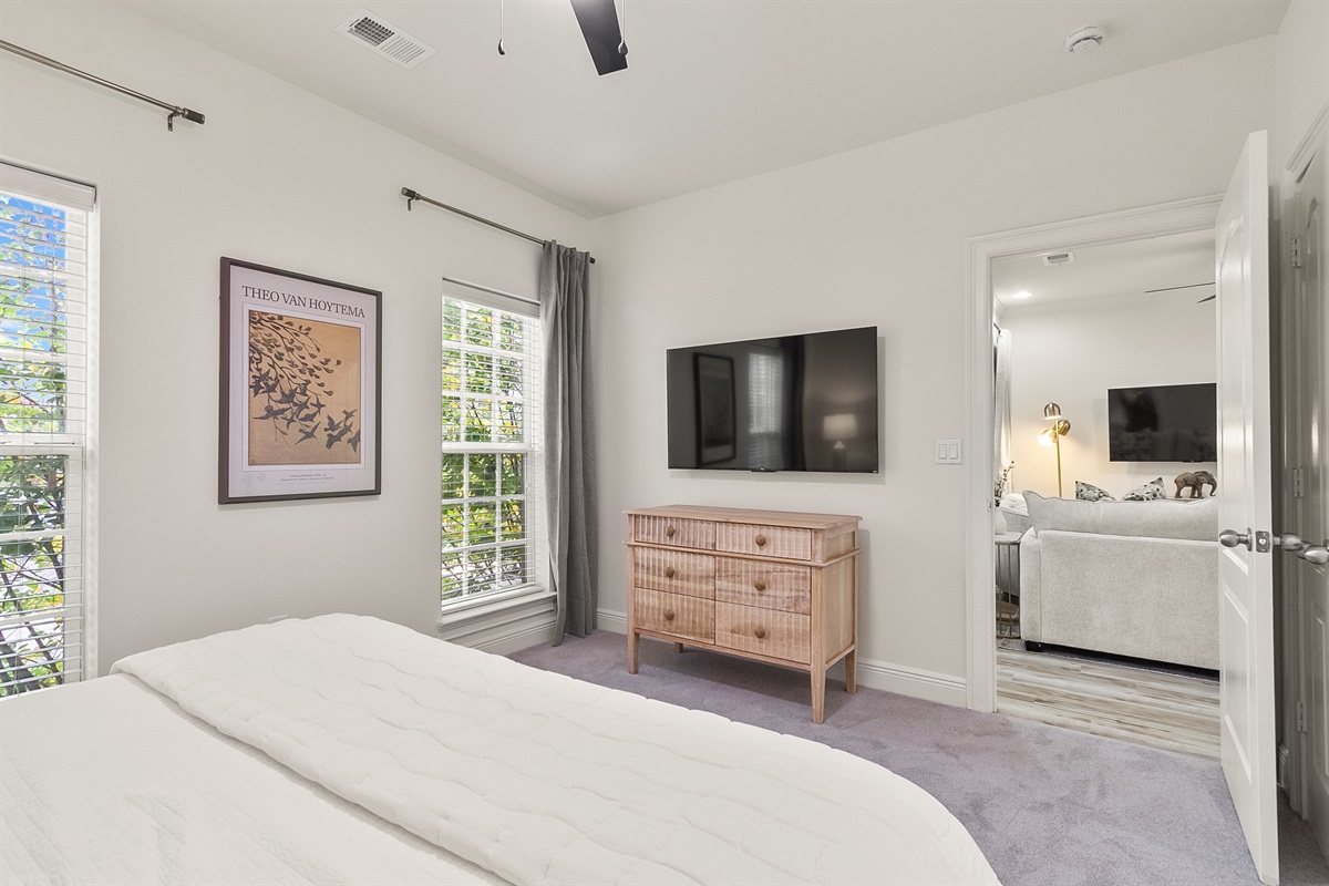 King Bedroom 2