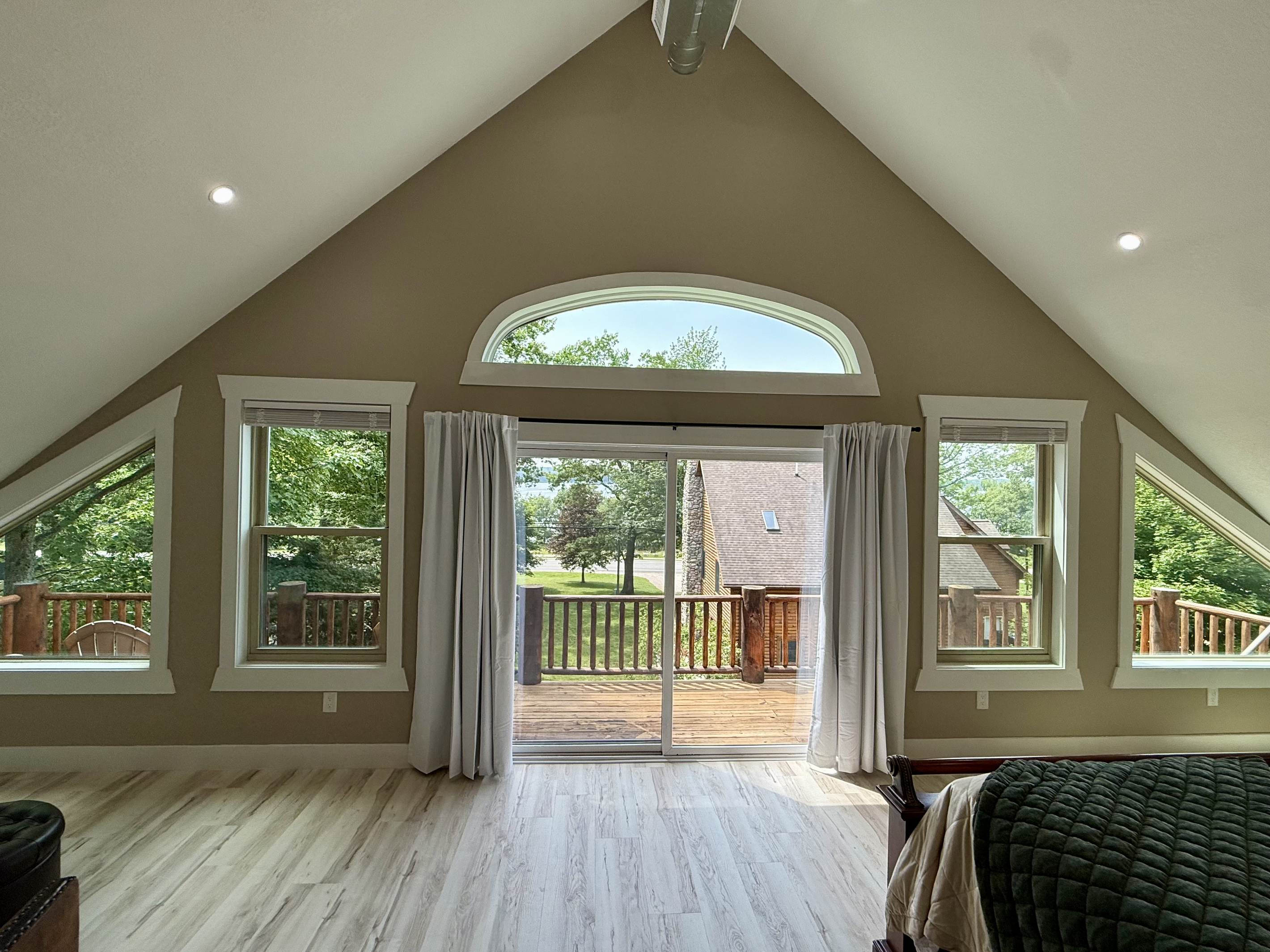 Master bedroom (upstairs)