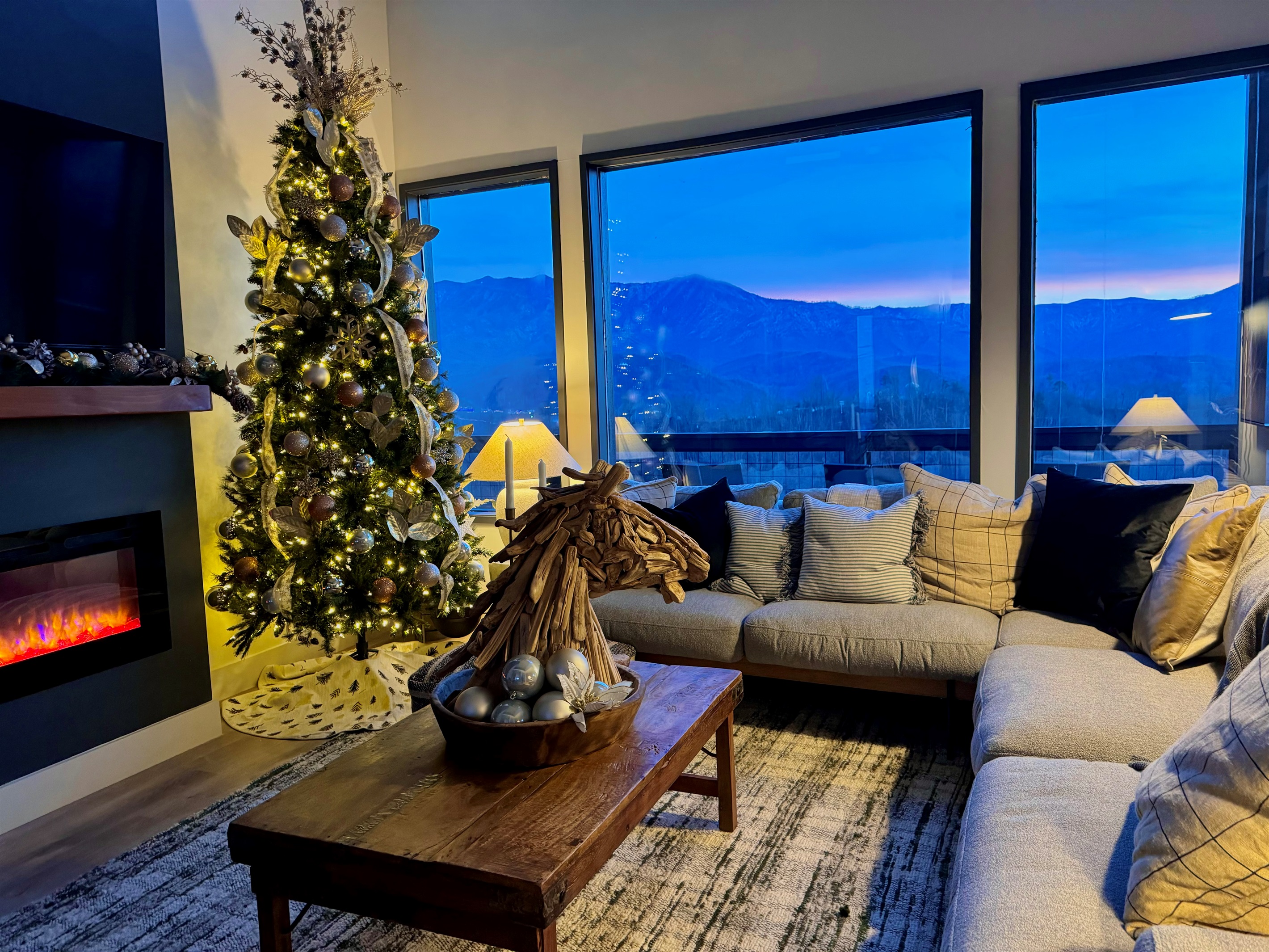 Fully decorated for Christmas!