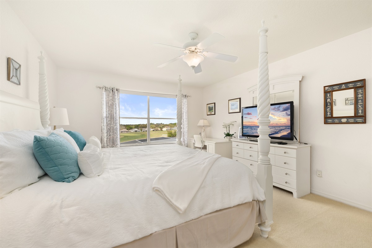 The king suite features a 42 inch TV.
