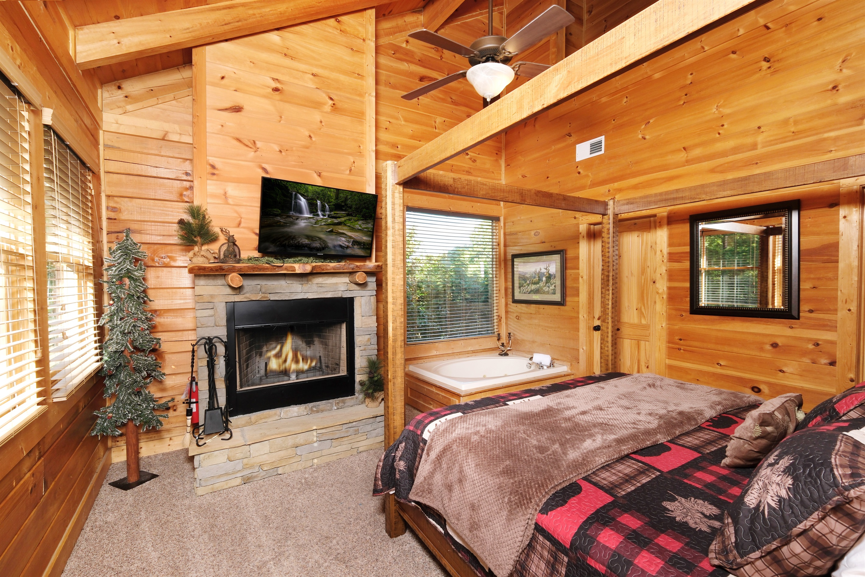 DEER ROOM KING UPPER