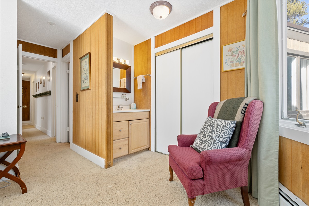 Master/Primary bedroom vanity and closet