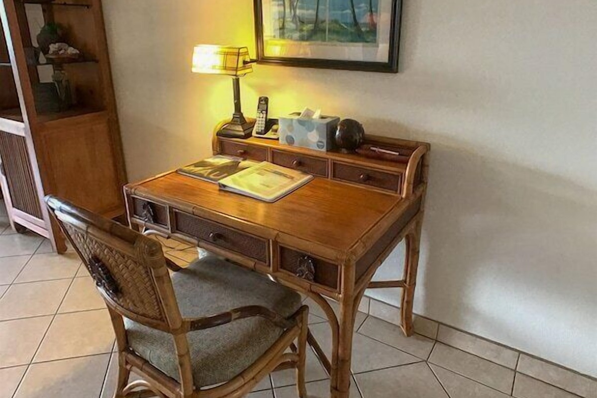Reading Nook on Main Floor