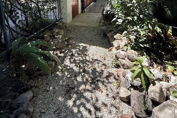 Pedestrian gate and electric car gate.