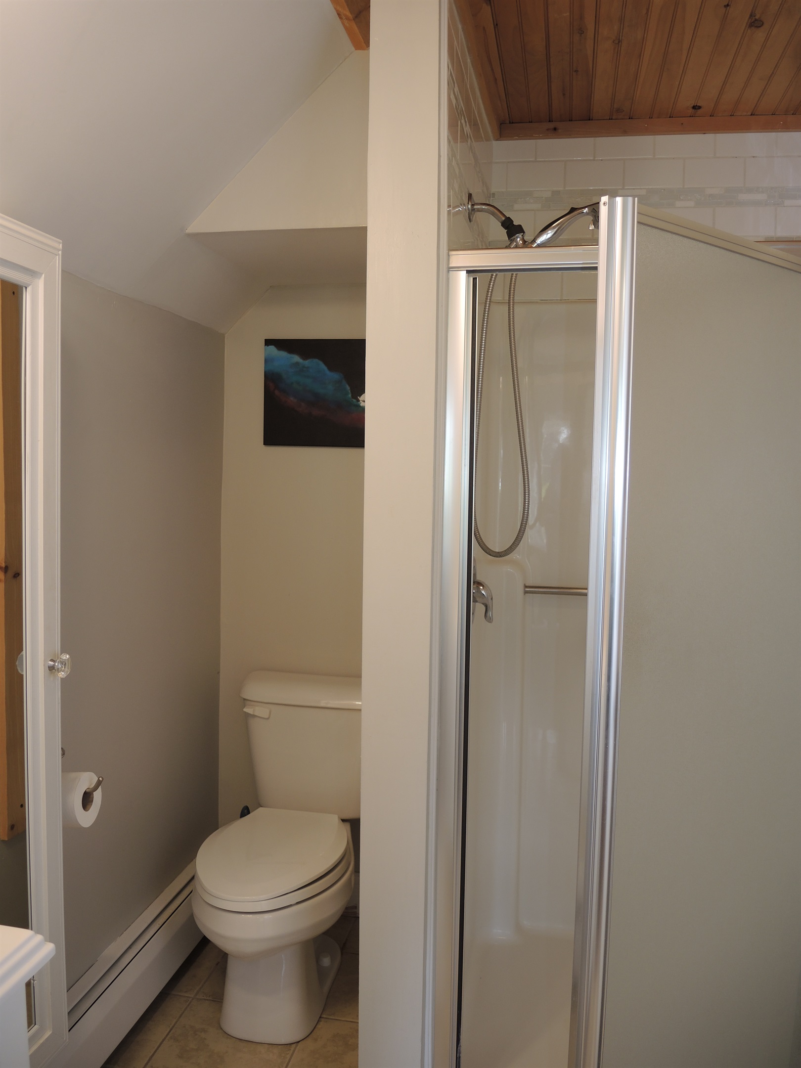 2nd floor bath ensuite Queen #1