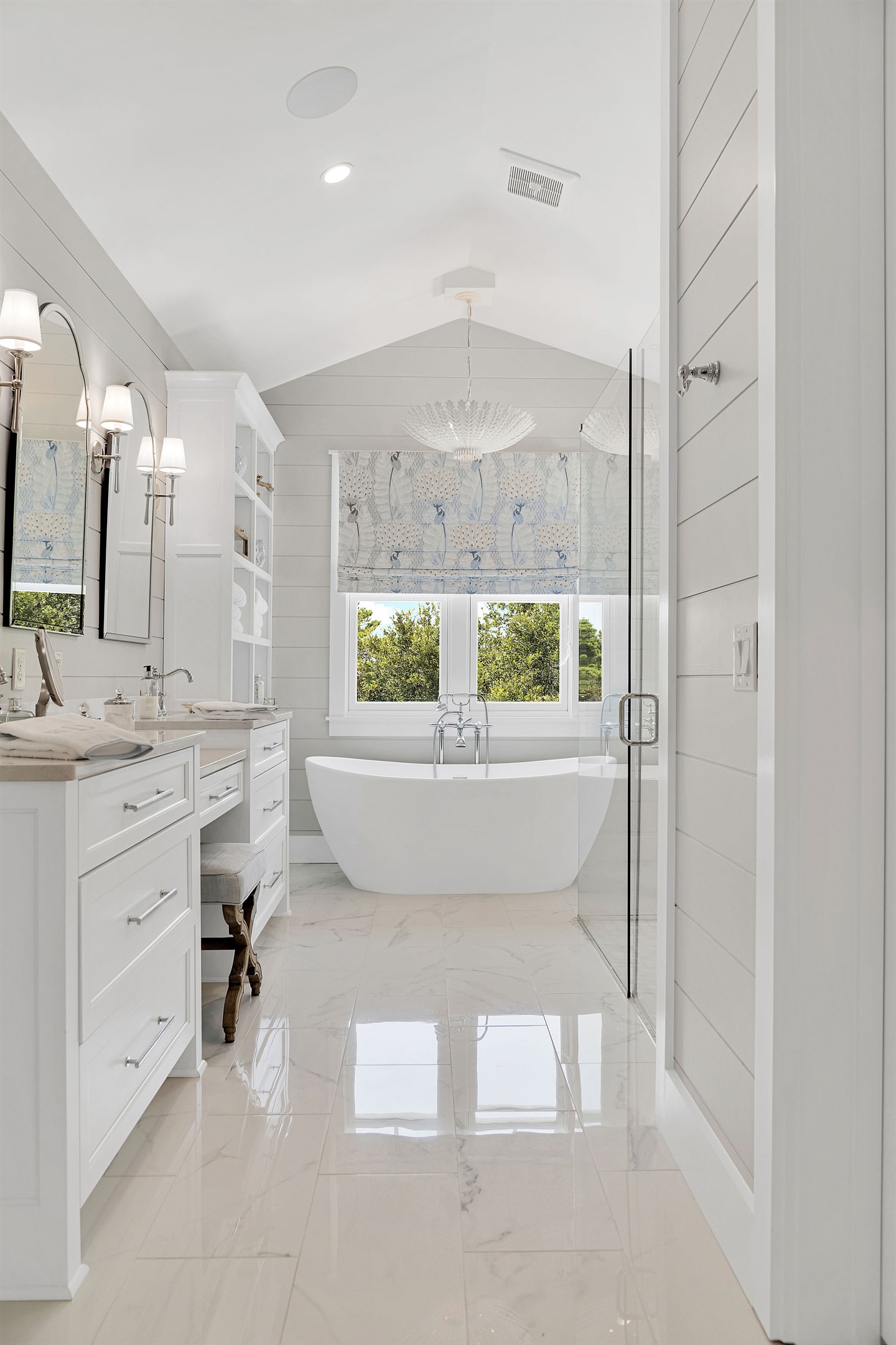 Soak away in privacy from your tub, overlooking the trees and park across the street.