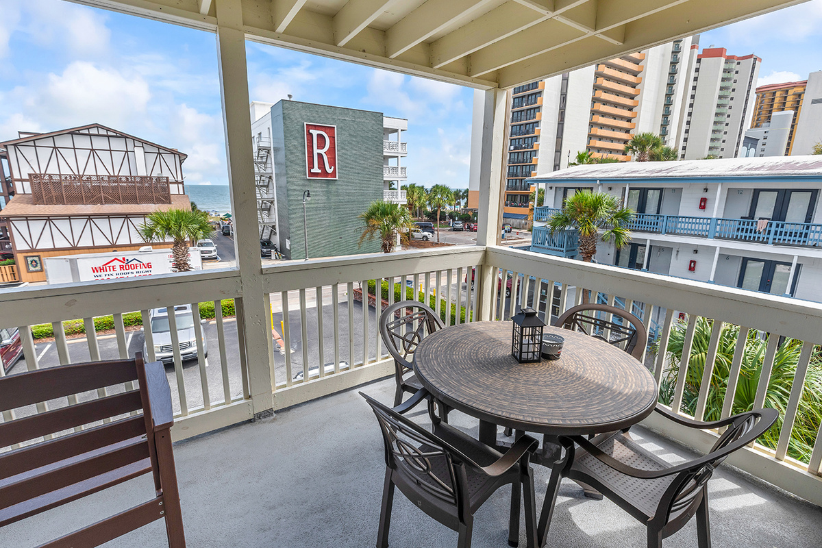 Enjoy a meal or drink outside 