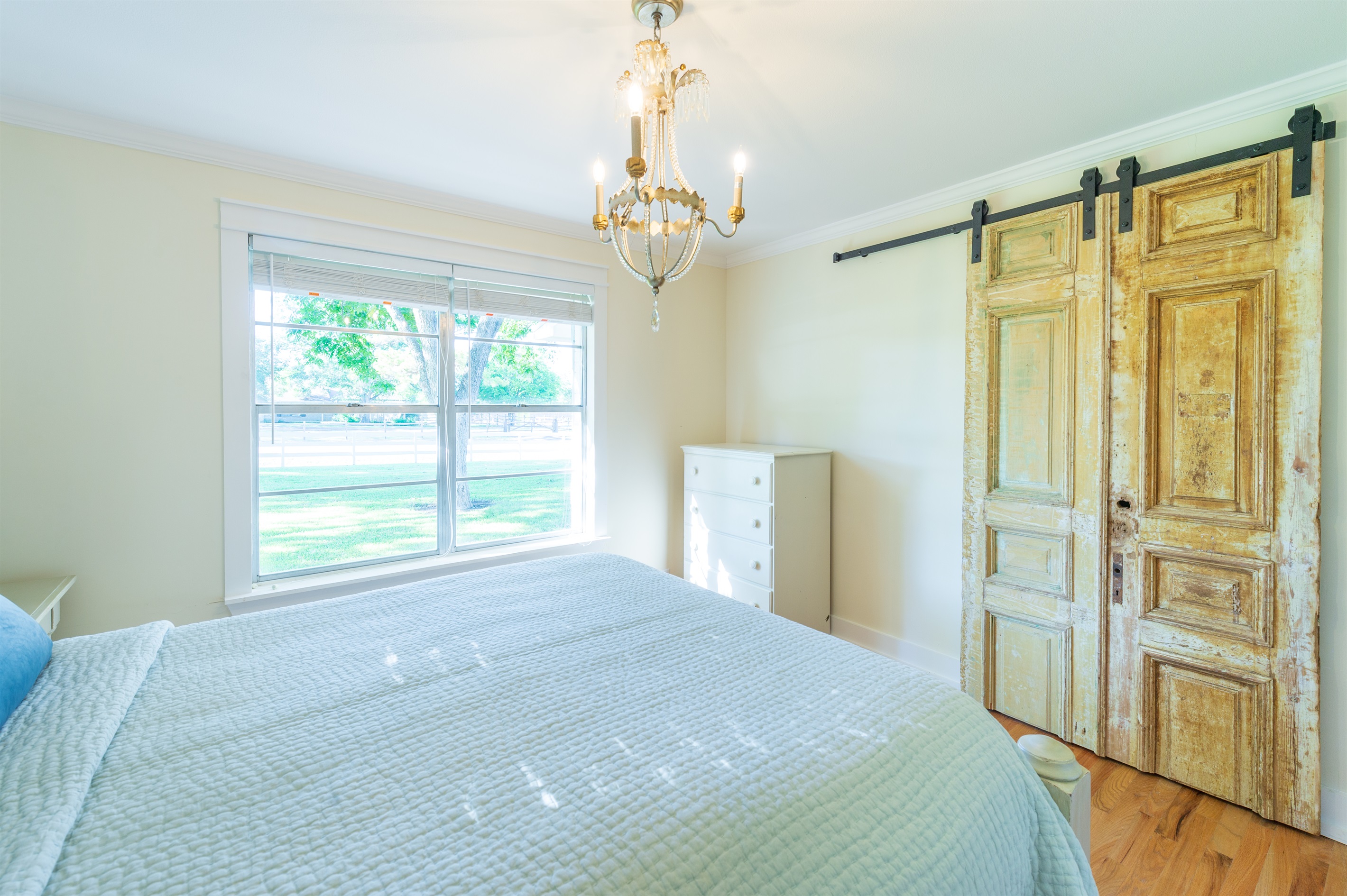 guest bedroom closet