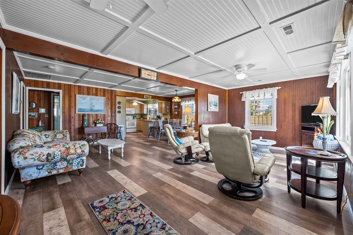 Perfect for families (and kids!) or a couples' retreat!