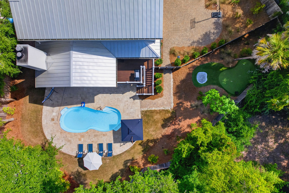 Backyard | Driftwood Dreams | 105 Forest Trail | Isle of Palms, SC | IOP Escapes