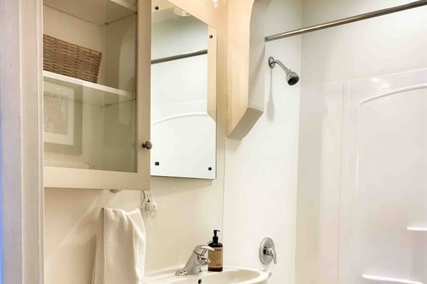 Full Bathroom with Shower/Tub Combo & Fresh Towels Provided