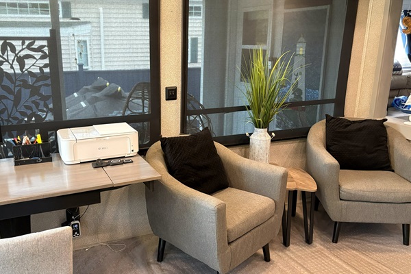 Desk & Sitting Area