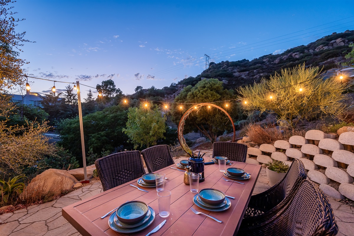 Outdoor patio dining with seating for 8