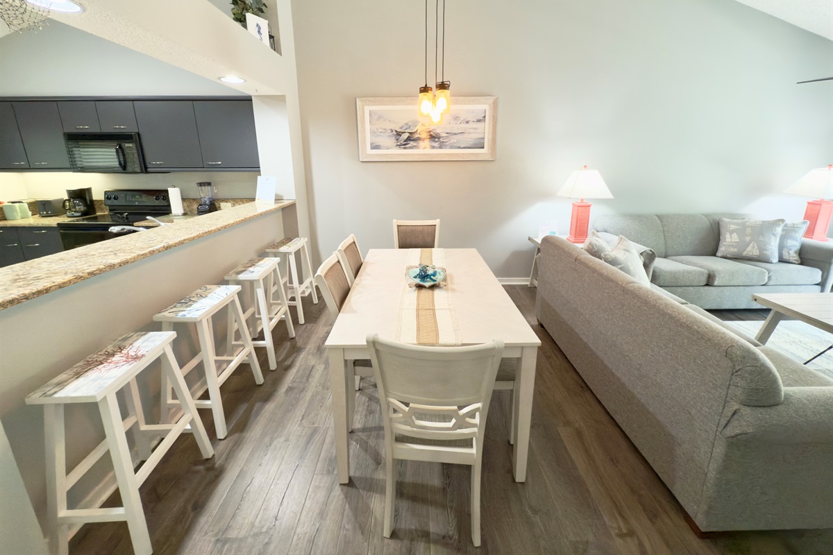 Dining Room Table 