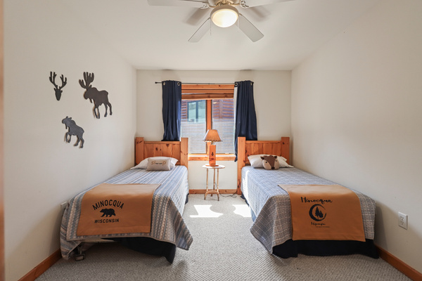 Twin Bedroom