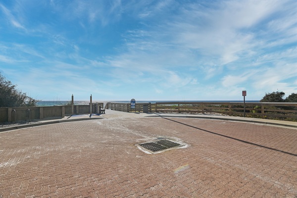 One Seagrove Place Beach Access. Only 5-10 minute walk from the front door! Ramp for wagon! Shower wash station.