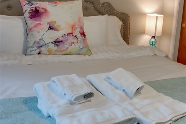 Soft Linens, Comfortable Pillows and Plush Towels