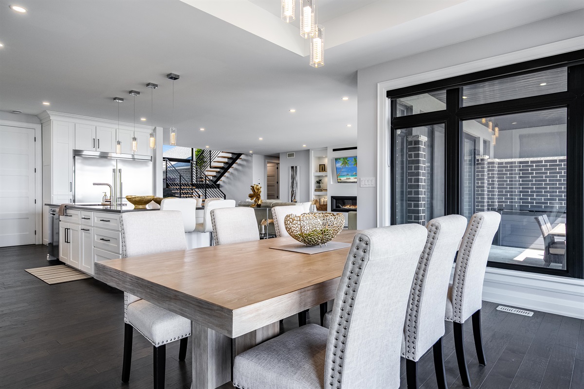 Kitchen/ Dining Room