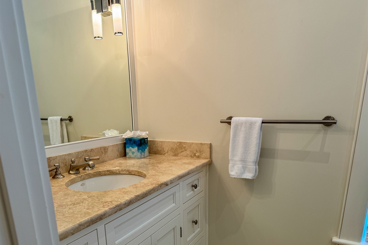 1/2 Bath