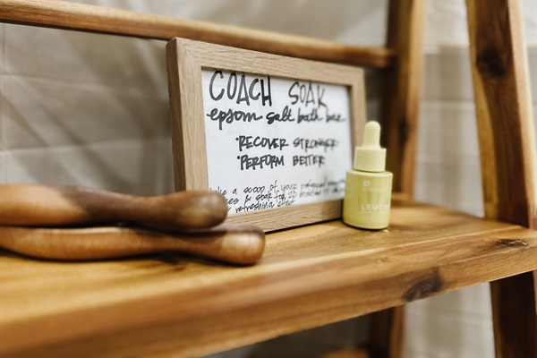 Soaking tub...yes please