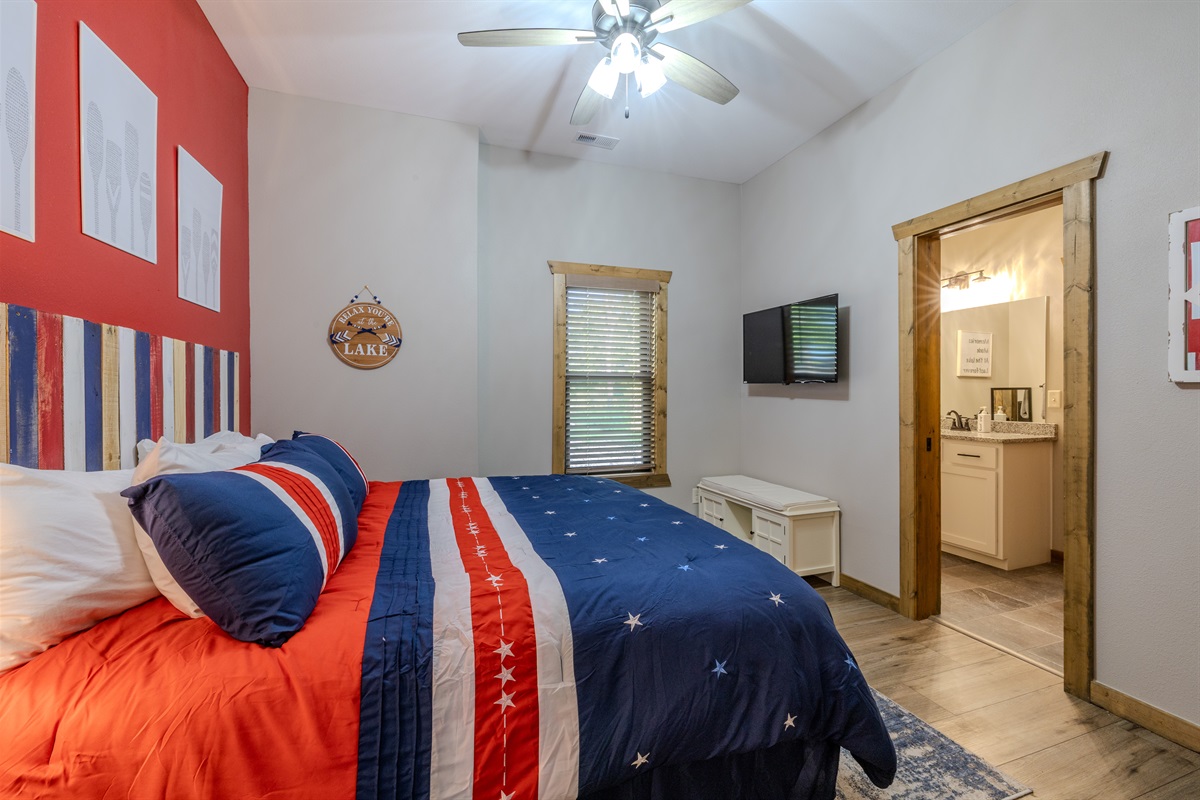 Lower level king bedroom