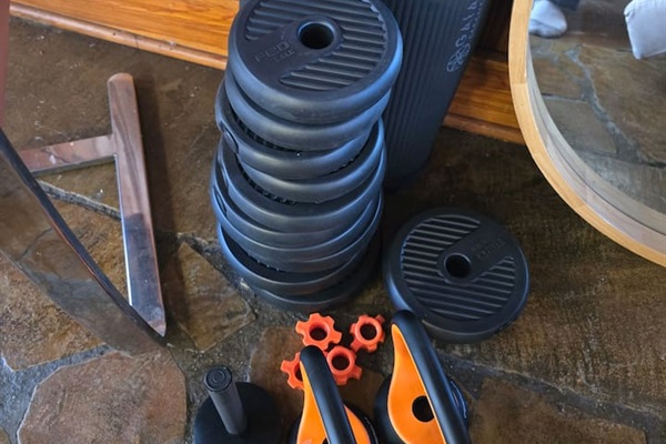 This awesome compact weight set allows you to do dumbbells, a barbell, and kettlebells! combined with the yoga mat and you're ready to get a good workout in!