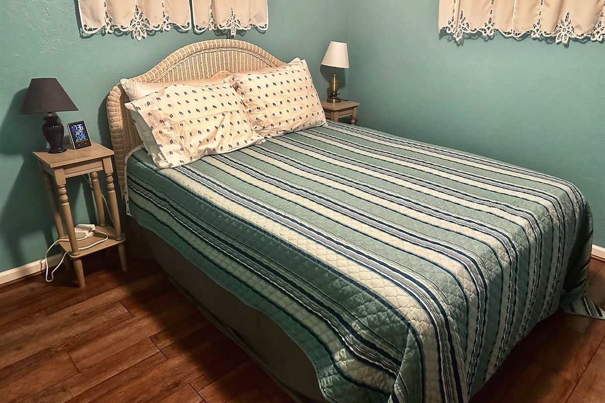 Queen Bedroom