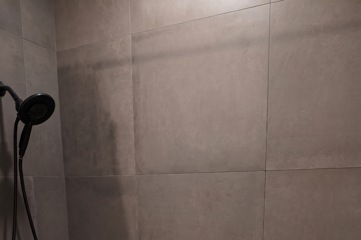 Full Shower/Tub Bathroom 2 of 2 | Representative Interior. Unit finishes, furnishings, and decor may vary.