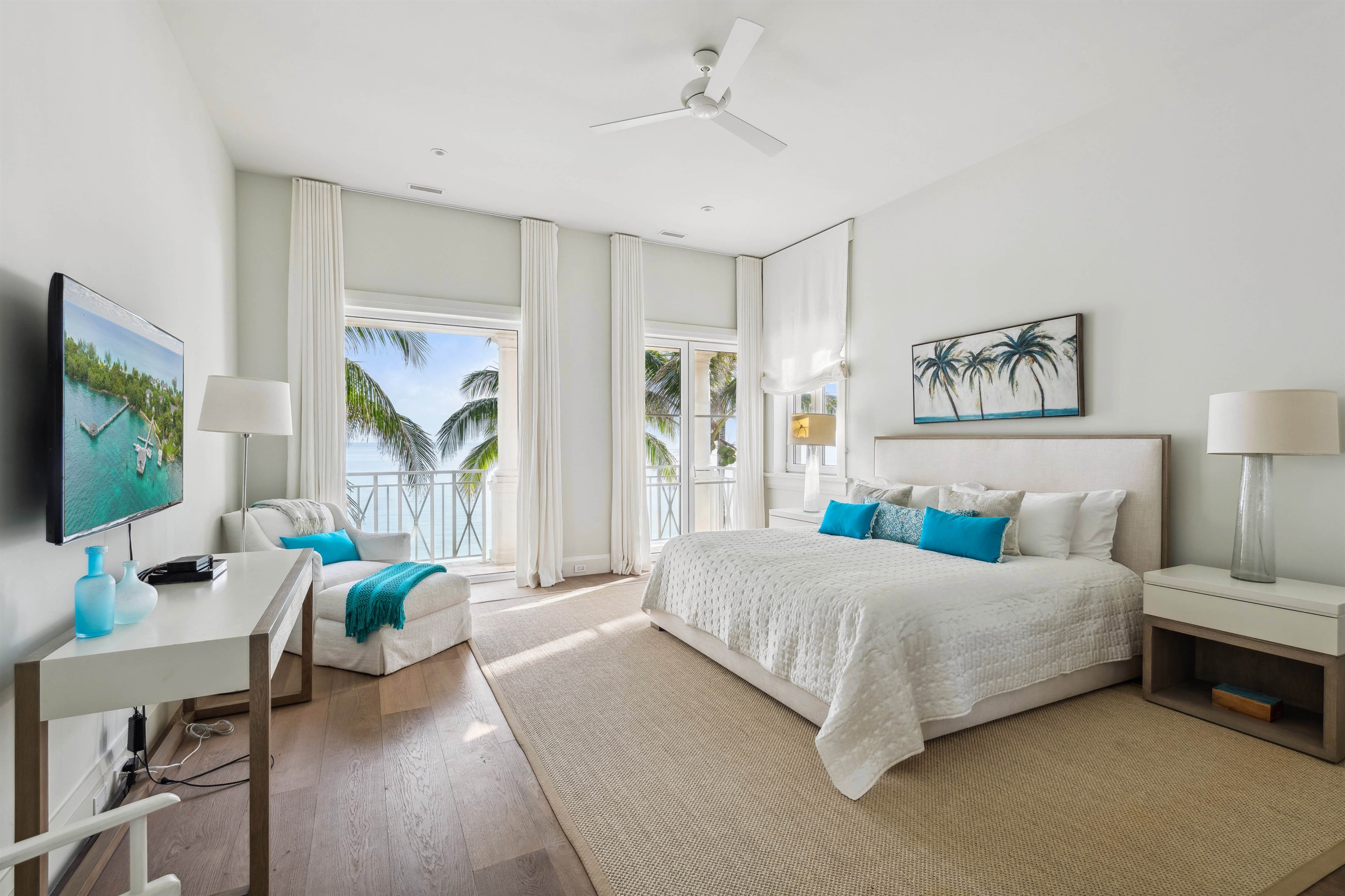 Endless ocean views, drift away to the waves crashing, enjoy your plush King bedroom Suite