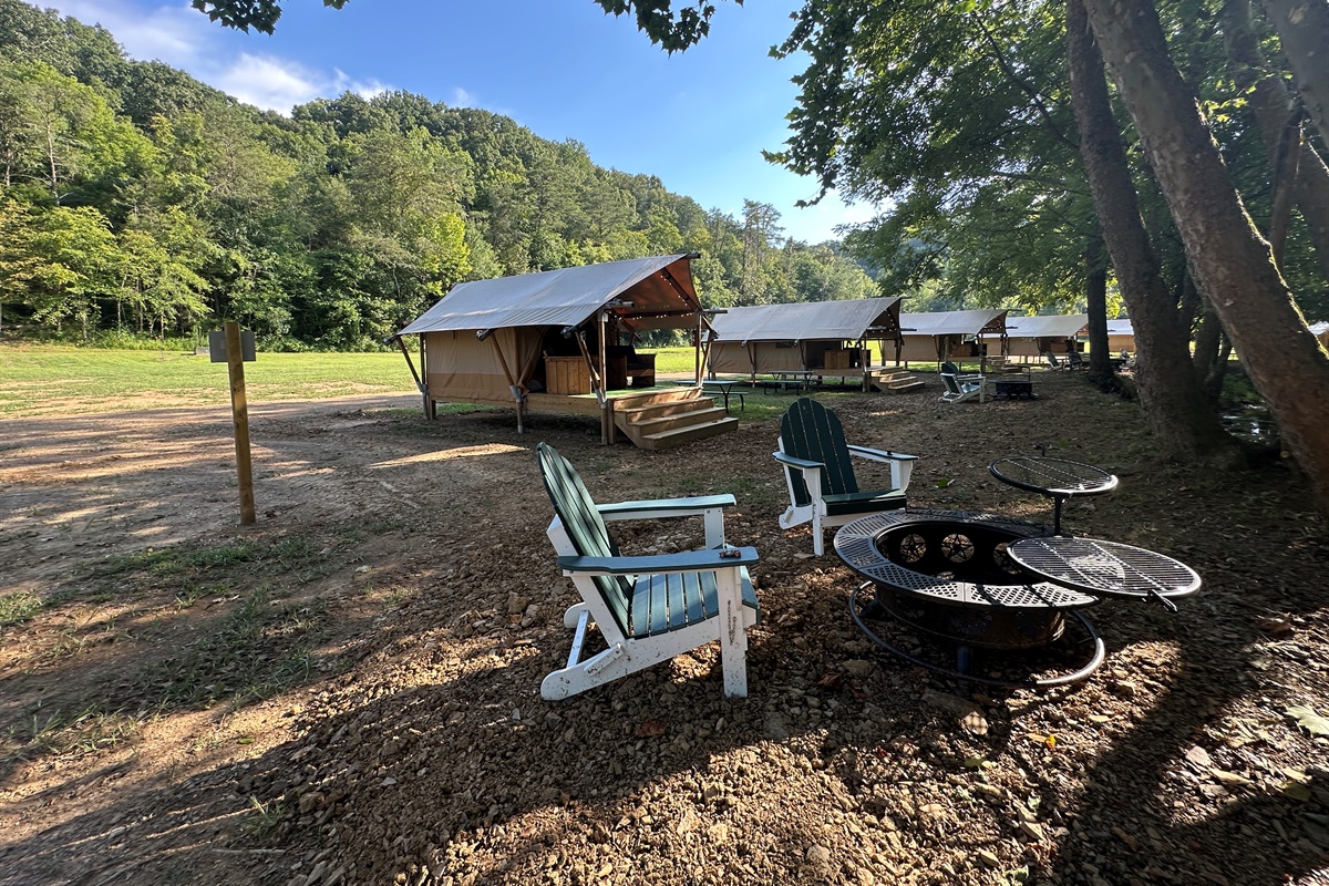 Leo has a creekside fire pit and picnic table.