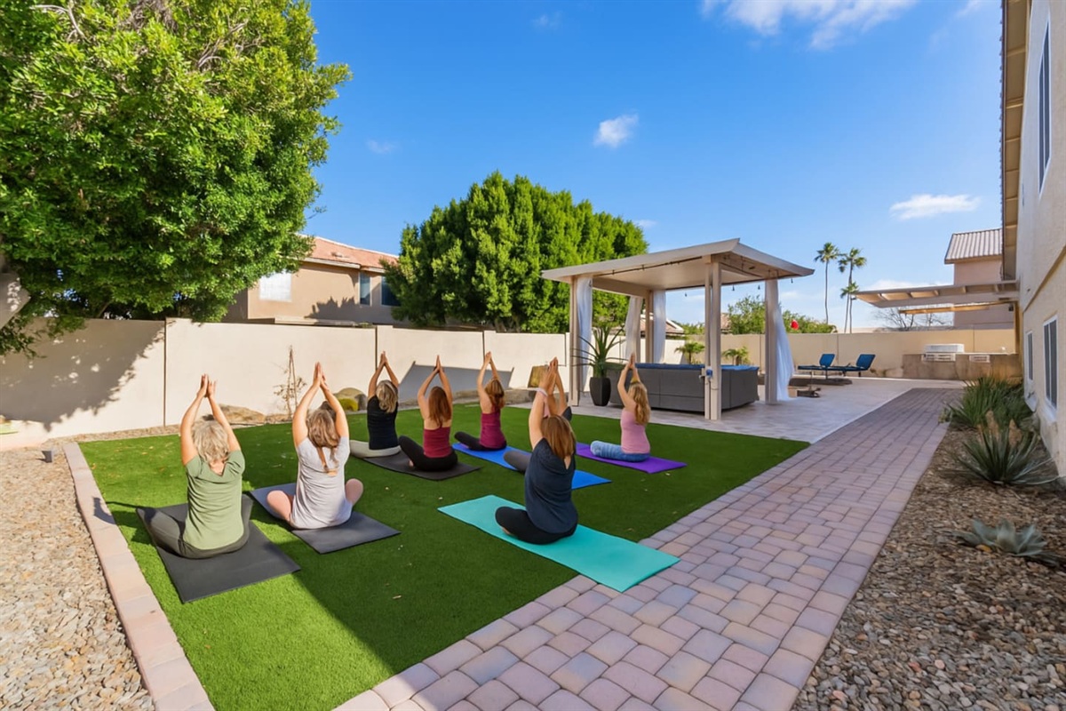 This photo is for reference only. We don’t provide mats, but guests are welcome to arrange for a yoga instructor to bring their own mats.