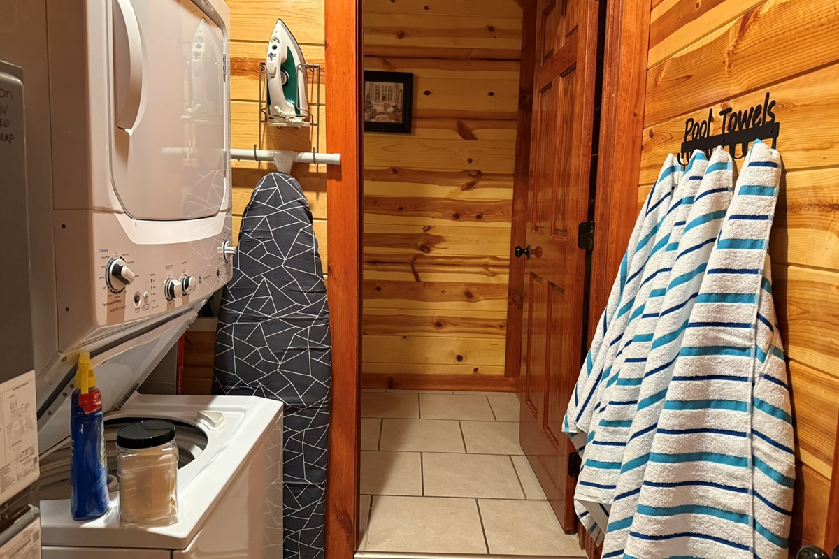 Laundry may not be on your vacation agenda, but with a full washer and dryer and all the essentials provided, it’s quick, easy, and stress-free.