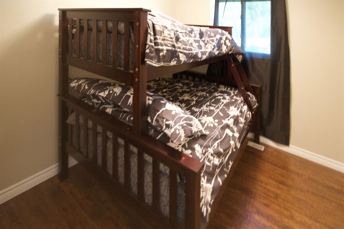 20f7df8893634afa87360305af31293e Large