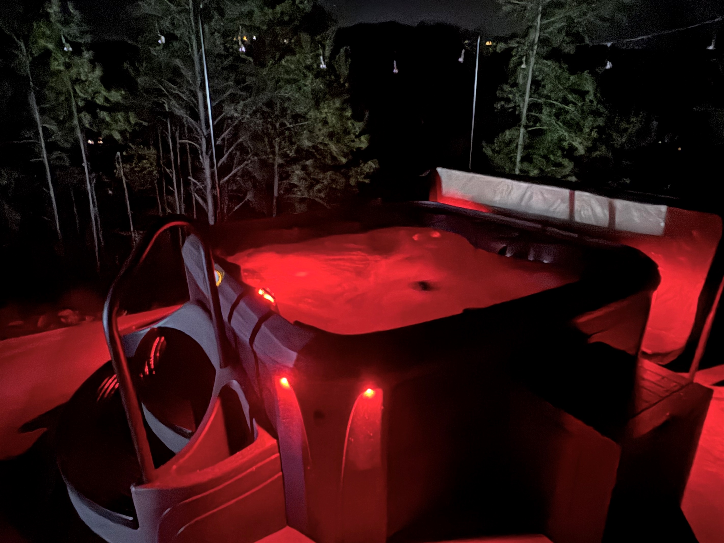 Hot Tub - House Amenities