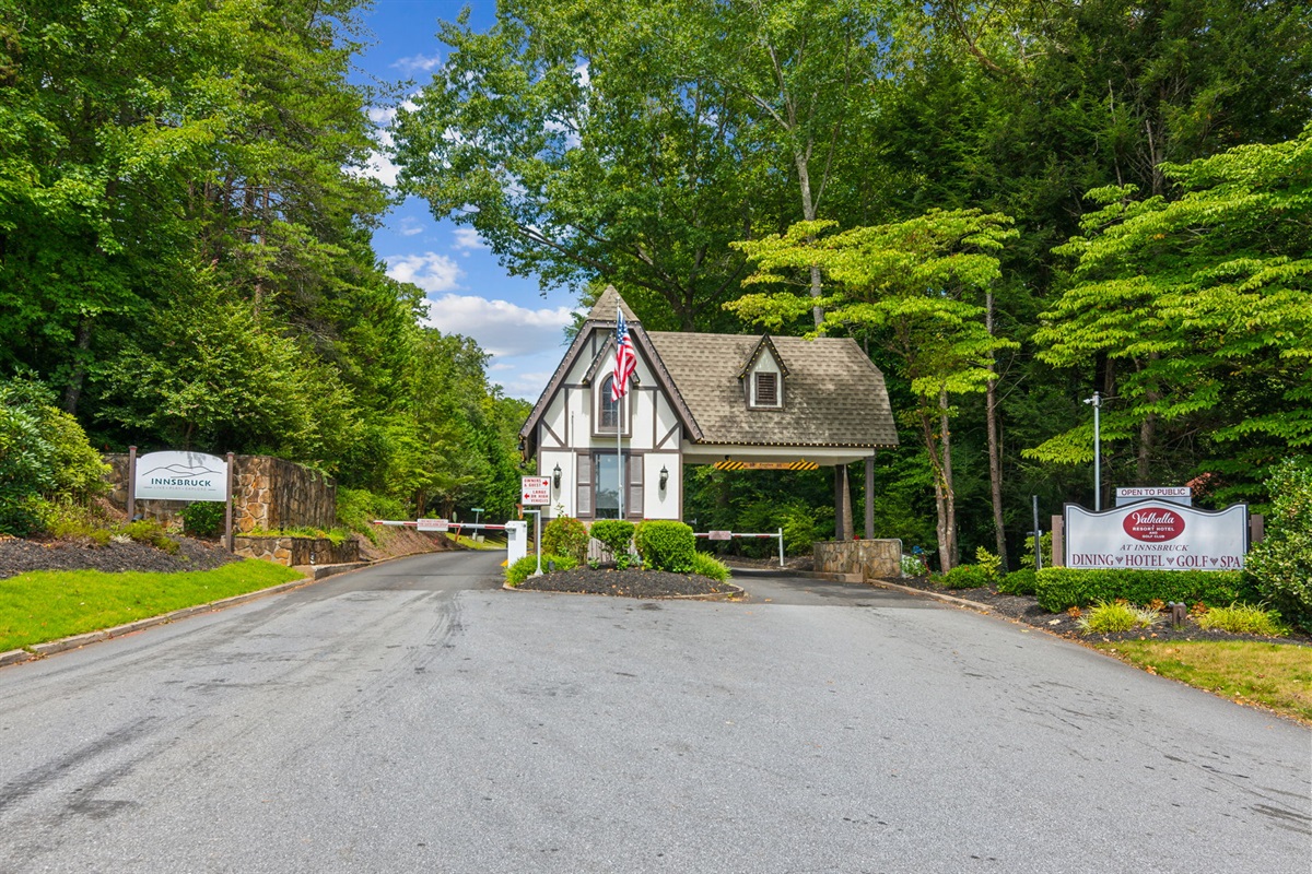 Entering Innsbruck feels like a change of pace, with winding roads, mountain views, and a relaxed atmosphere.