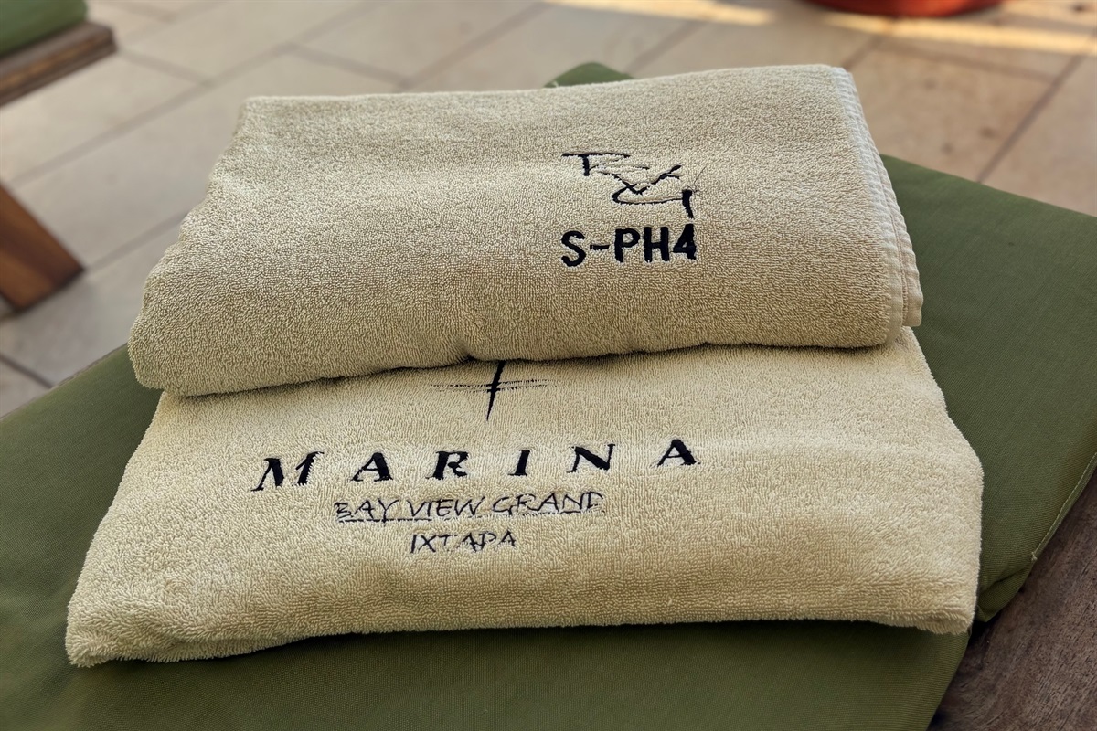 Embroidered towels for Condo Suite - S-PH4.