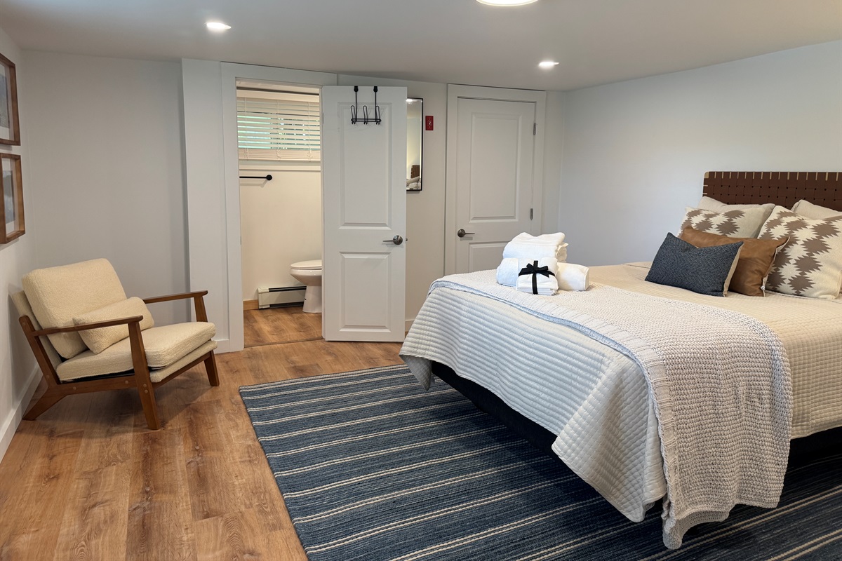 Lower level Queen bedroom with ensuite bath
