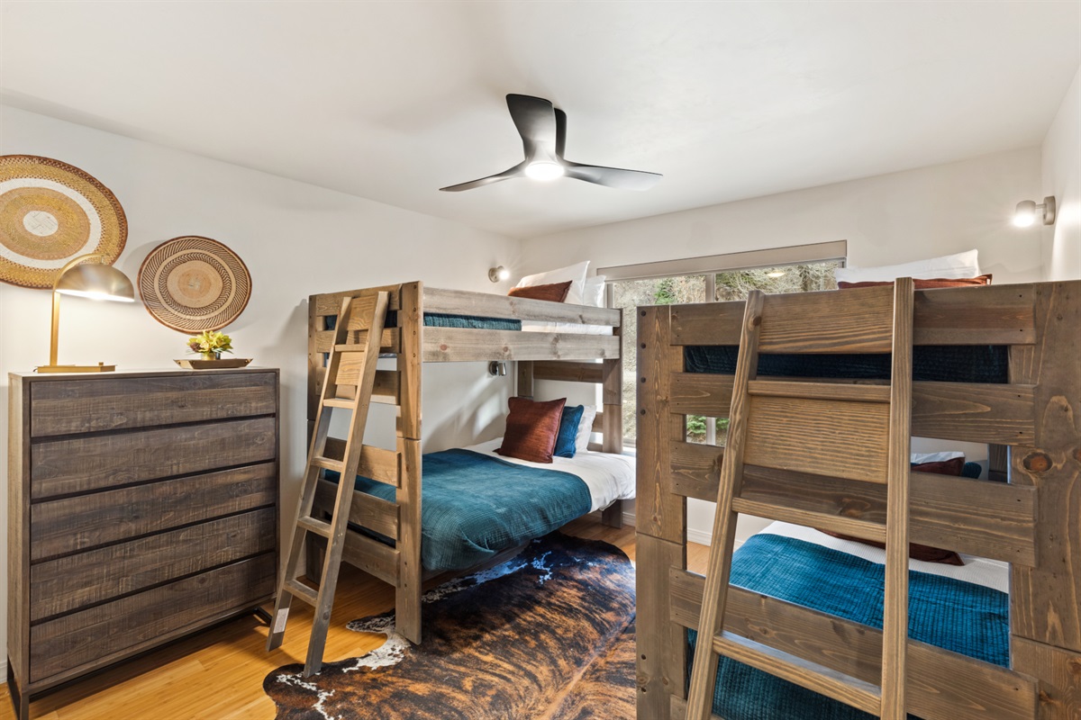 Lower level bedroom #1 | Sleeps 5