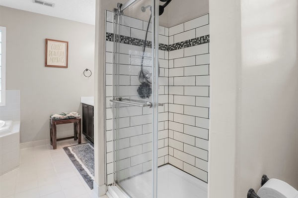 Master Suite Bath, Soaking Tub, Shower