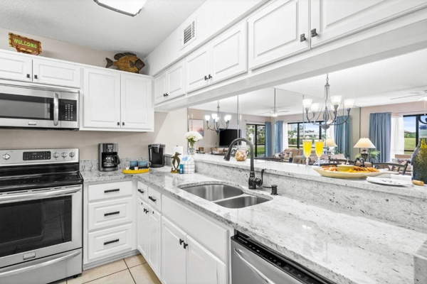 Fully equipped kitchen