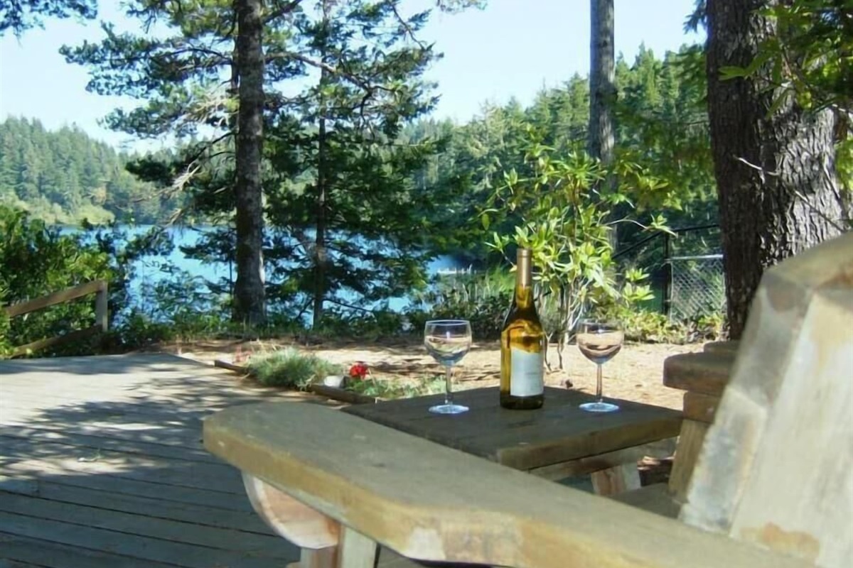 deck off the living/dining room