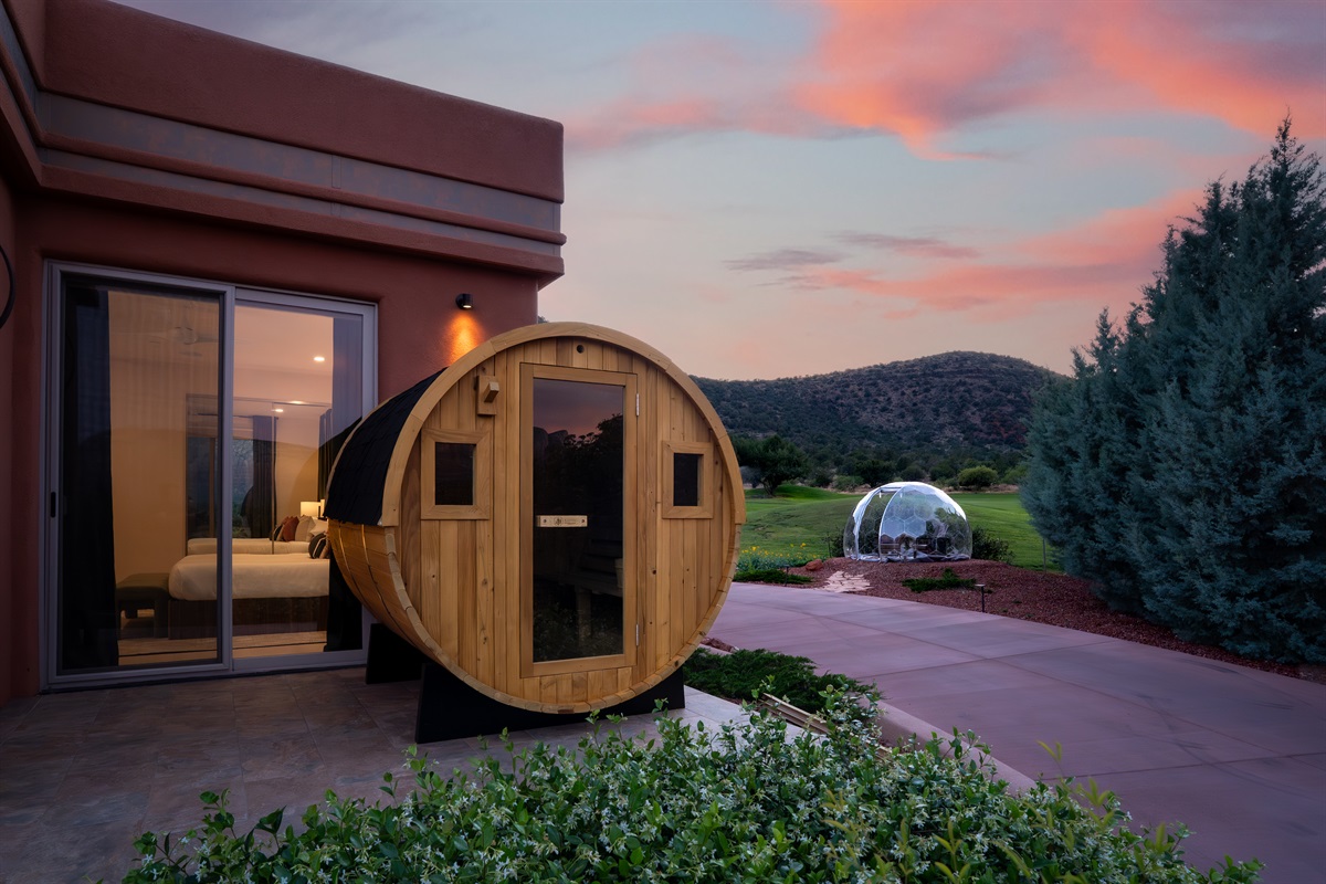 Breathe in the warmth. The premium wood interior of our barrel sauna provides a spa-quality detox experience right in your private backyard.