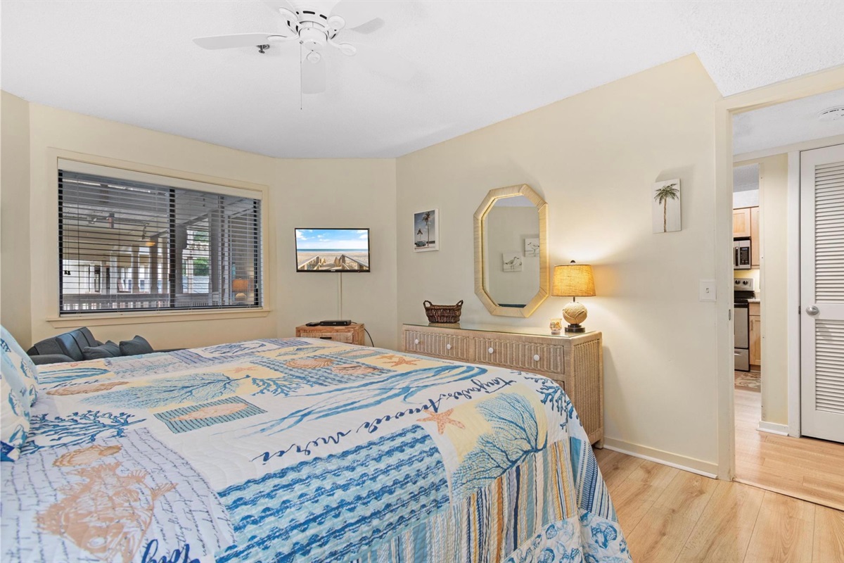 King in Main Bedroom