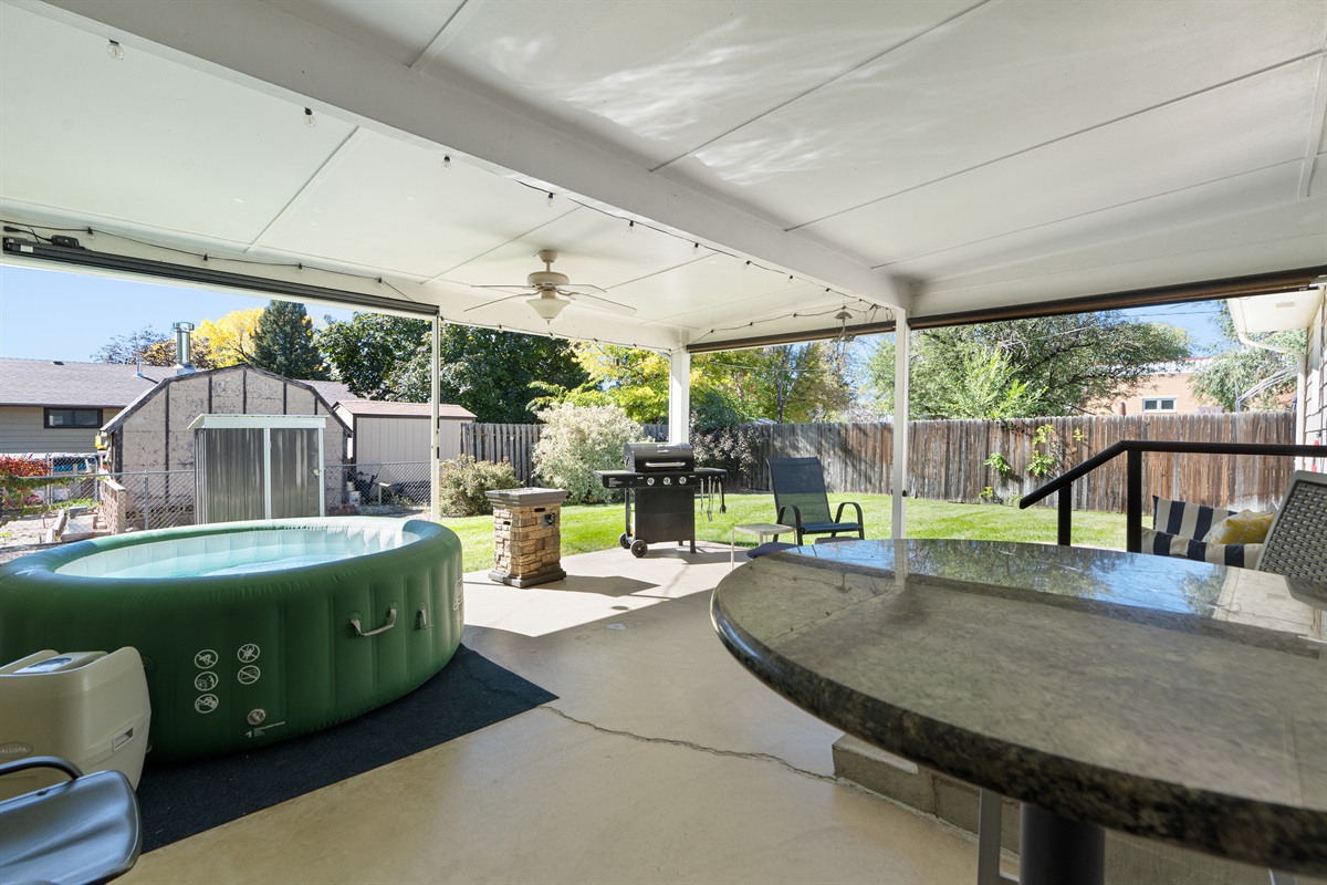Back porch with Hot Tub!
