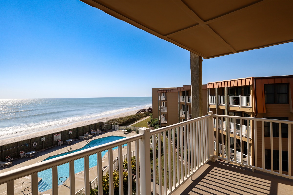 Sunny days on the balcony!