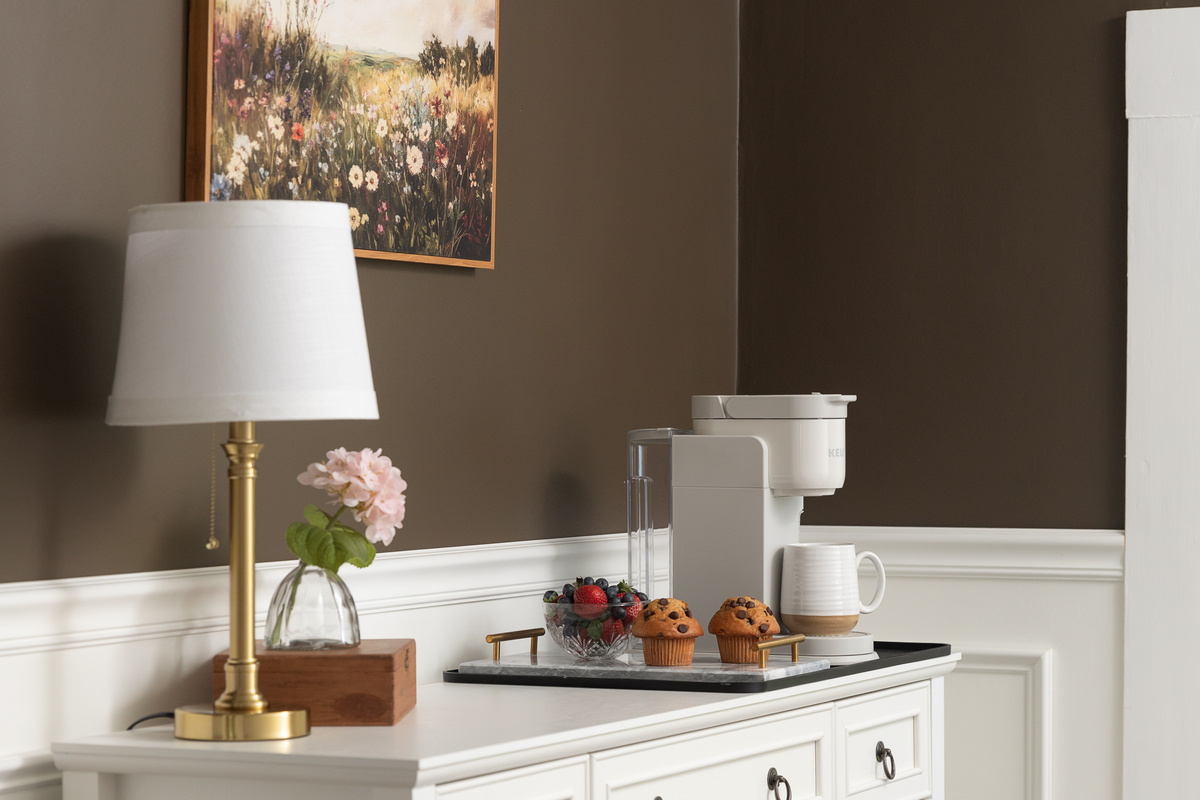 Start your day at our upstairs coffee bar just steps from the bedrooms. Brew a fresh cup, ease into the morning, and enjoy a quiet moment before the day’s adventures. 