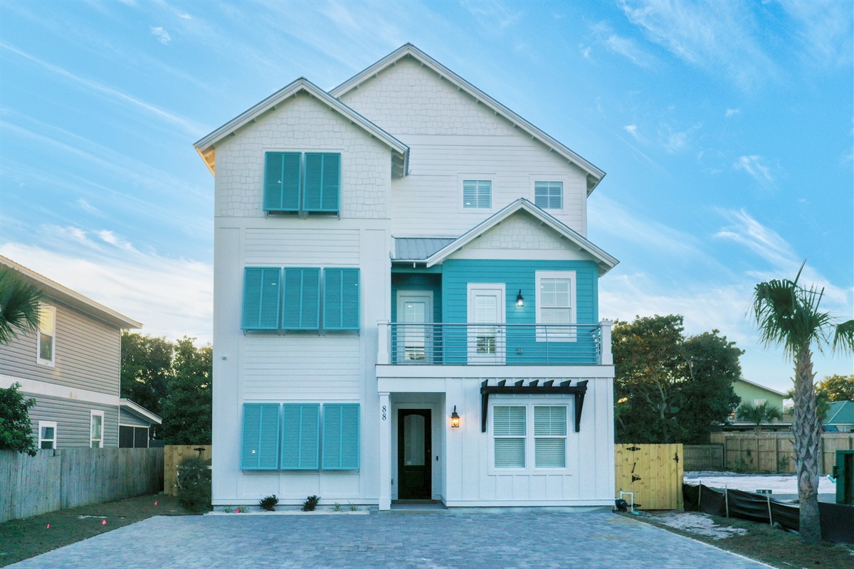 Front Elevation (8 parking spots)